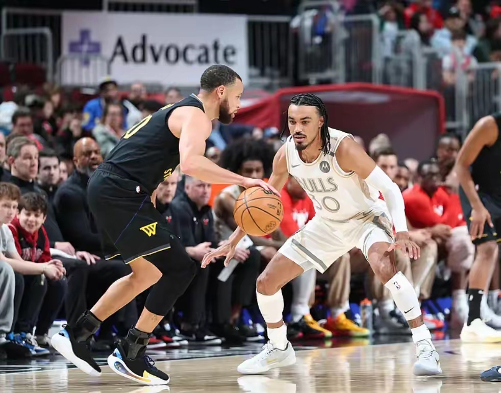 星空体育官网-布鲁克林篮网训练开放日，关键时刻强势反弹引欢呼，欧超杯在即，团队化学反应显著的简单介绍