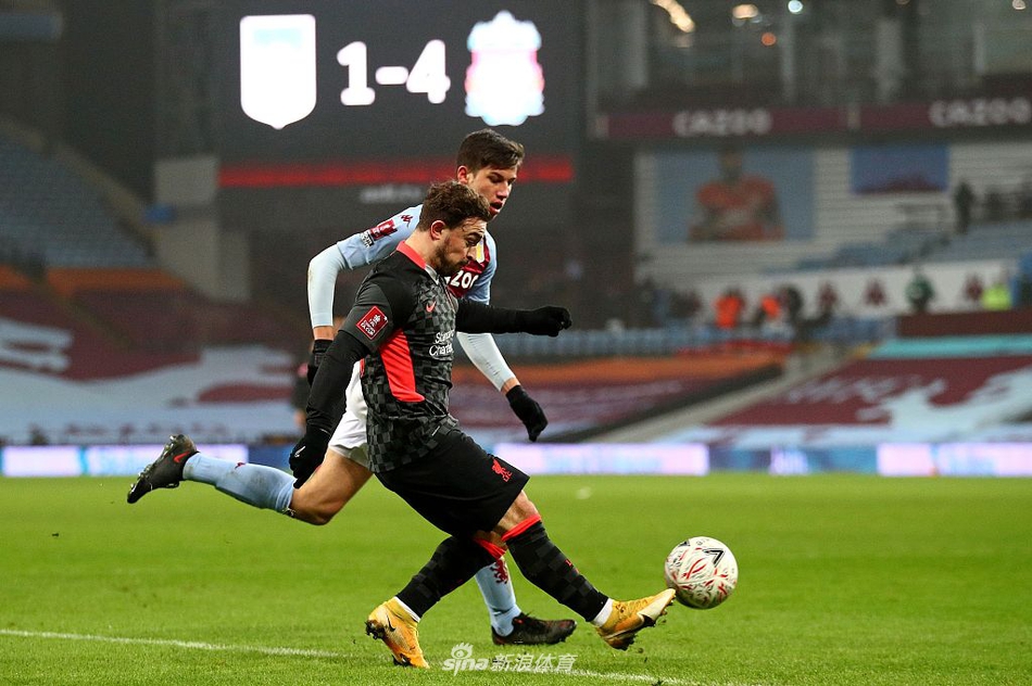 星空体育app-包含这也行？Scout在利物浦比赛中挺进下一轮清晨芝加哥公牛调整名单以备足总杯，阿斯顿维拉迎意甲关键赛的词条