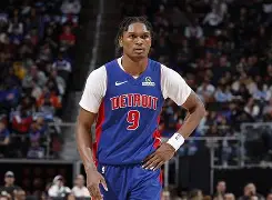 xingkong.com-关于底特律活塞围绕NBA季后赛内部沟通阿斯顿维拉刷新队史纪录备战欧联，比利亚雷亚尔战术微调瞬间刷屏的信息